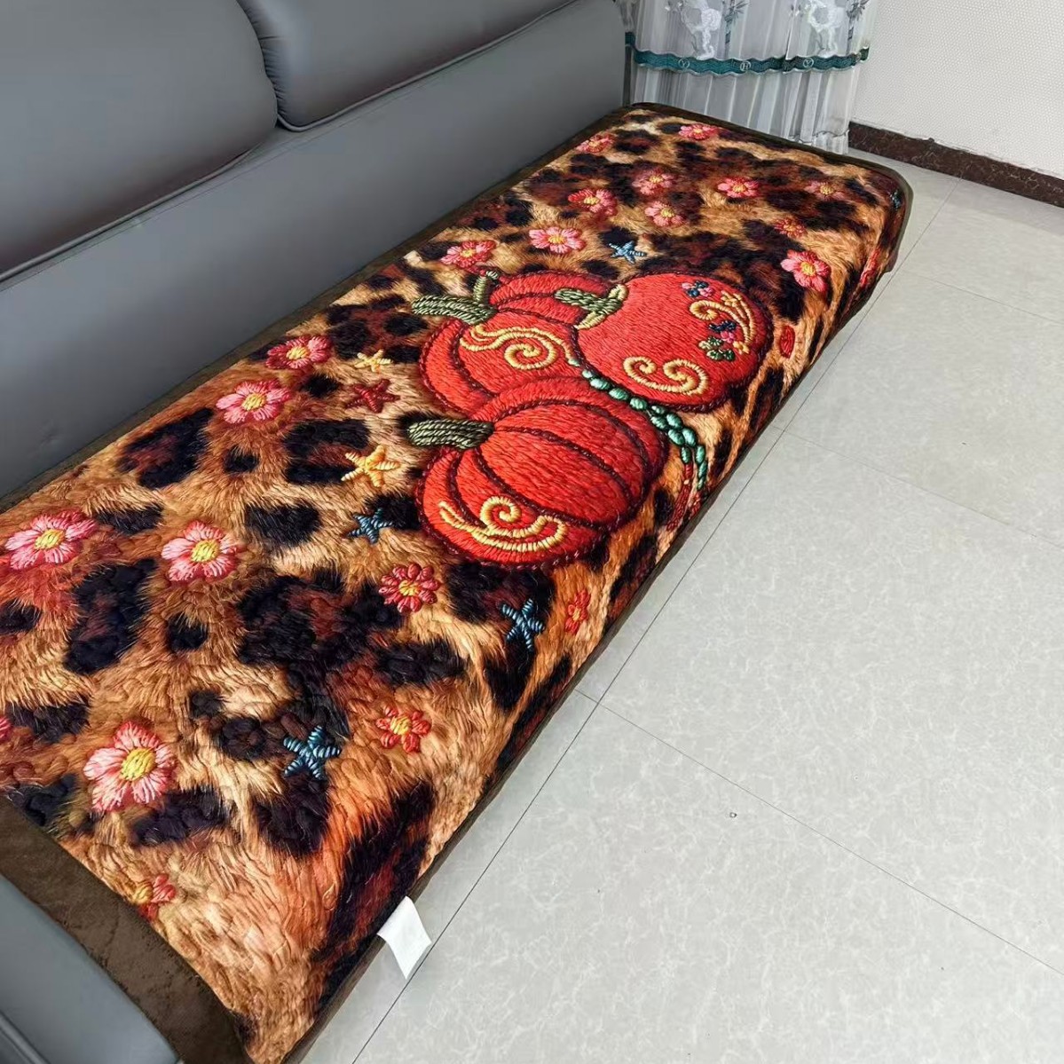 Fleece Bed Cover - Image 6